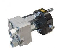 Avant attachment - Hydraulic manifolds to multi connector system