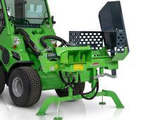 Avant attachment - Log splitting machine