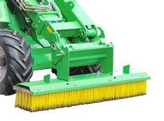 Avant attachment - Push broom