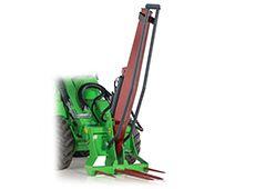 Avant attachment - Round bale splitter