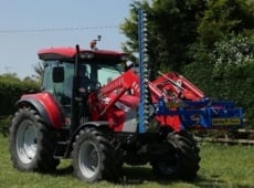 Avant attachment - Slanetrac SA1000 swivel trim hedge cutter