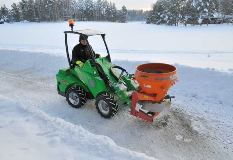Centrifugal sand/salt spreader - 3