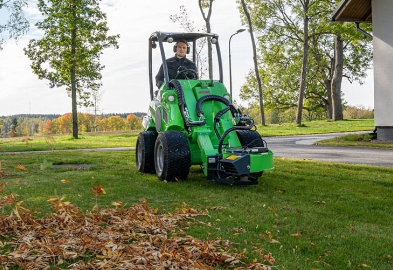 Leaf blower - 1