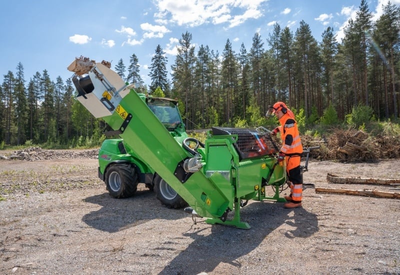 Log Cutter/Splitter | Loader Attachment | Avant NZ