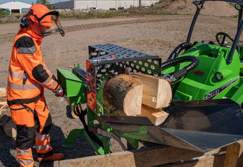 Log splitting machine - 1