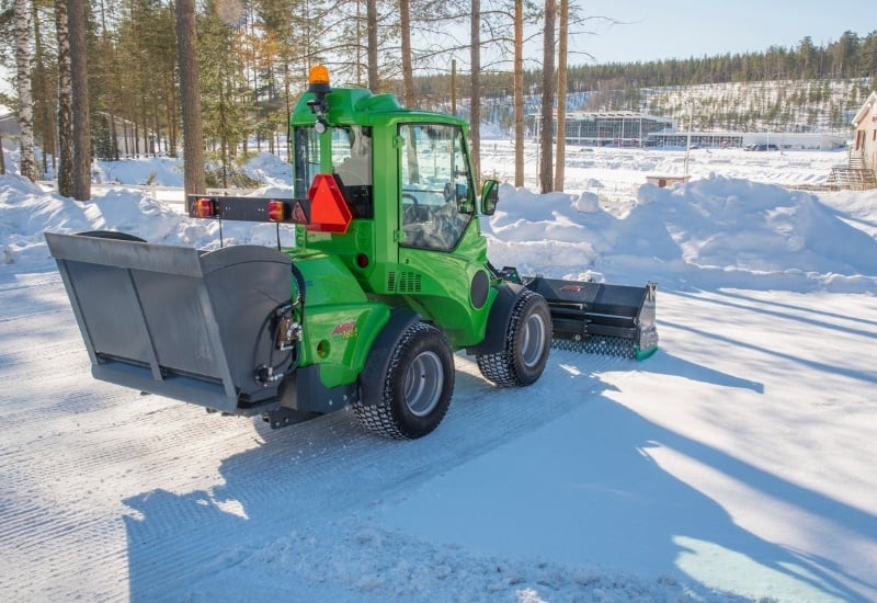 Sand/salt spreader - 8