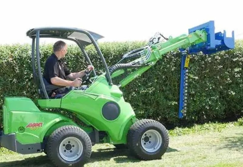 Slanetrac SA800 swivel trim hedge cutter - 4