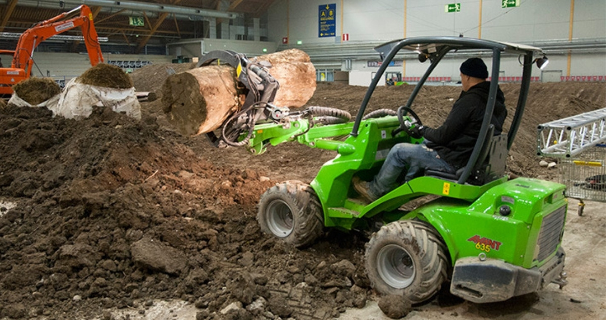 Compare skid steer vs track loader