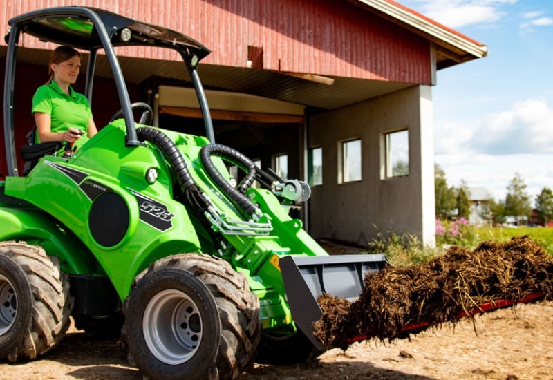 Manure Loader Manure Fork | Loader Attachment | Avant NZ